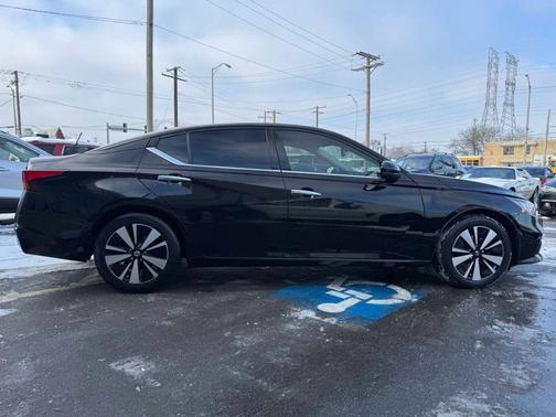 2019 Nissan Altima 2.5 SV