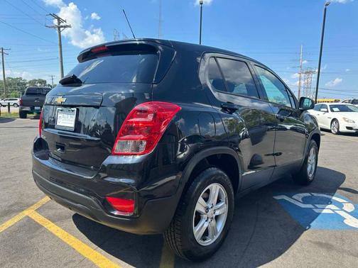 2021 Chevrolet Trax LS