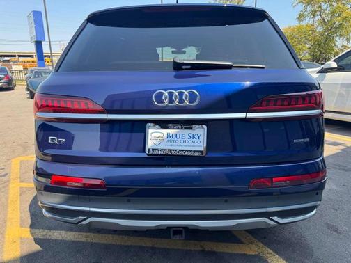 2021 Audi Q7 45 Premium Plus