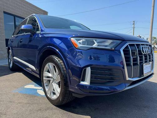 2021 Audi Q7 45 Premium Plus