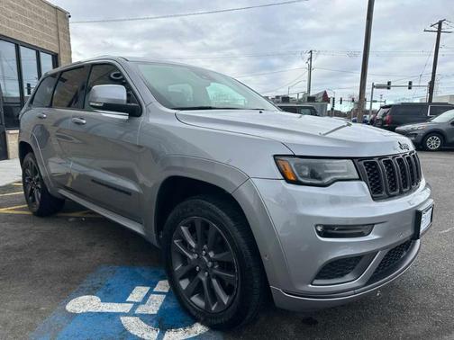 2019 Jeep Grand Cherokee Altitude