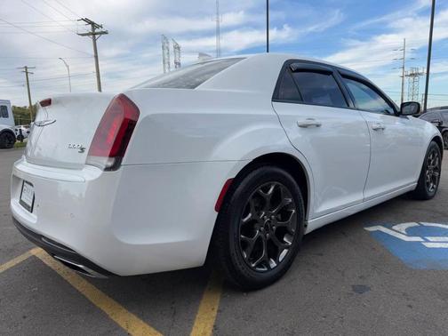 2015 Chrysler 300 S