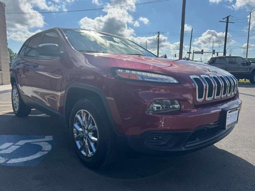 2017 Jeep Cherokee Sport