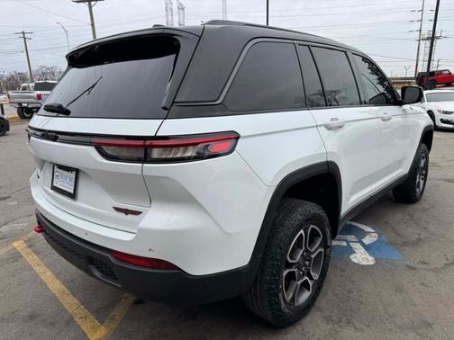 2022 Jeep Grand Cherokee Trailhawk