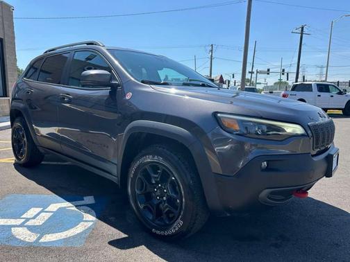 2021 Jeep Cherokee Trailhawk