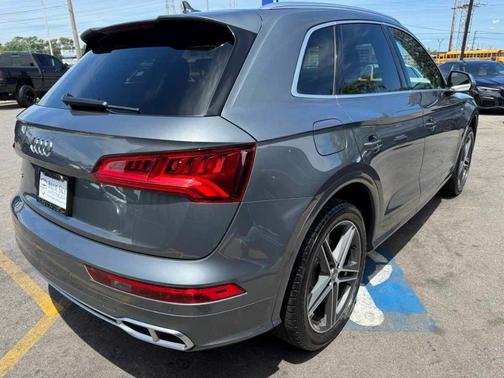 Monsoon Gray Metallic 2018 Audi SQ5 3.0T Premium Plus