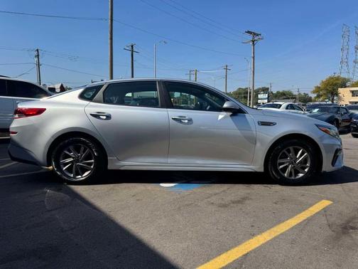 2020 Kia Optima LX