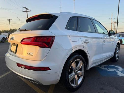 2018 Audi Q5 2.0T Tech Premium