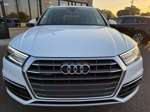 2018 Audi Q5 2.0T Tech Premium
