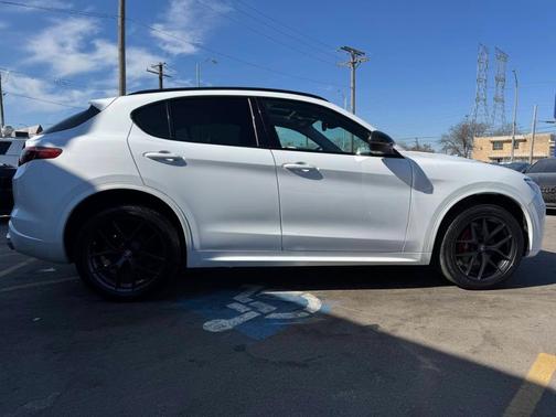 2021 Alfa Romeo Stelvio Ti