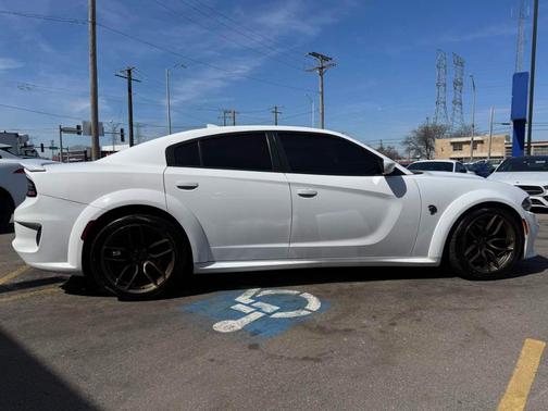 White Knuckle Clearcoat 2021 Dodge Charger SRT Hellcat Widebody
