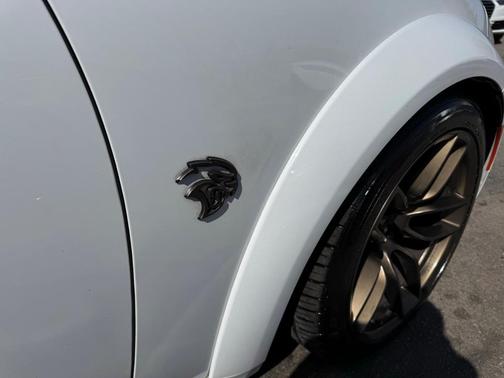White Knuckle Clearcoat 2021 Dodge Charger SRT Hellcat Widebody