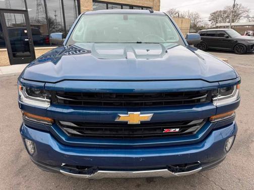Deep Ocean Blue Metallic 2018 Chevrolet Silverado 1500 LT