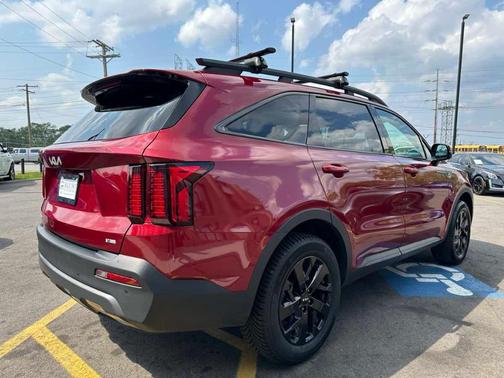 2023 Kia Sorento X-Line S