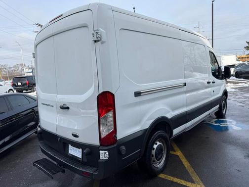 2016 Ford Transit-250 148 WB Medium Roof Cargo