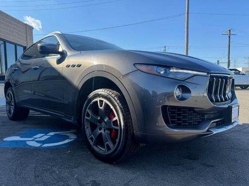 2017 Maserati Levante S