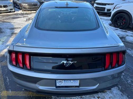 2022 Ford Mustang EcoBoost Premium