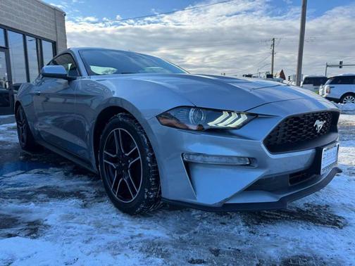 2022 Ford Mustang EcoBoost Premium
