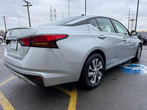 2023 Nissan Altima 2.5 S