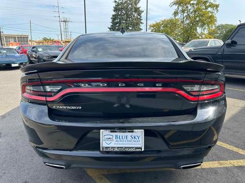 2017 Dodge Charger SXT
