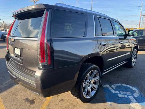 2018 Cadillac Escalade Premium Luxury