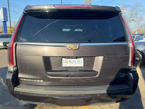 2018 Cadillac Escalade Premium Luxury