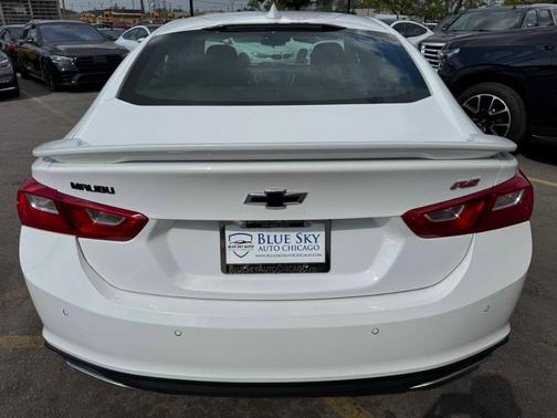 Summit White 2022 Chevrolet Malibu RS