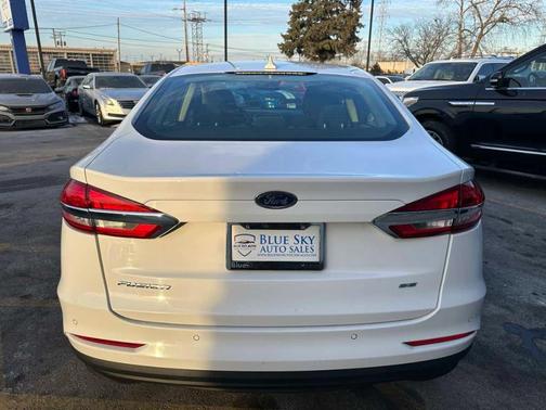 2019 Ford Fusion SE