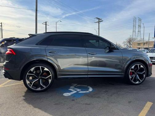 Daytona Gray Pearl Effect 2021 Audi RS Q8 4.0T quattro