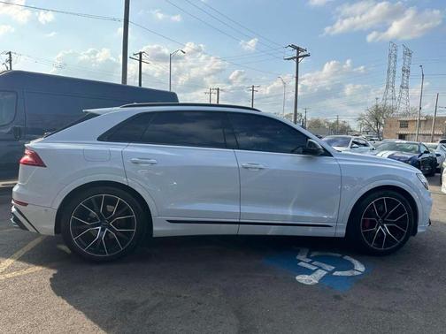 Glacier White Metallic 2021 Audi SQ8 4.0T quattro Premium Plus