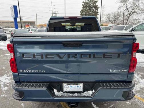 2024 Chevrolet Silverado 1500 Custom