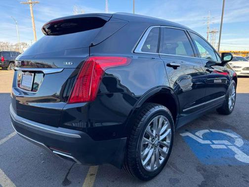 2018 Cadillac XT5 Platinum