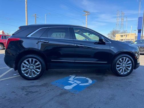 2018 Cadillac XT5 Platinum