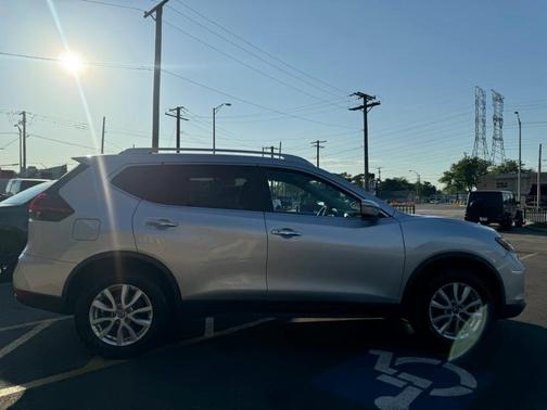 2019 Nissan Rogue SV