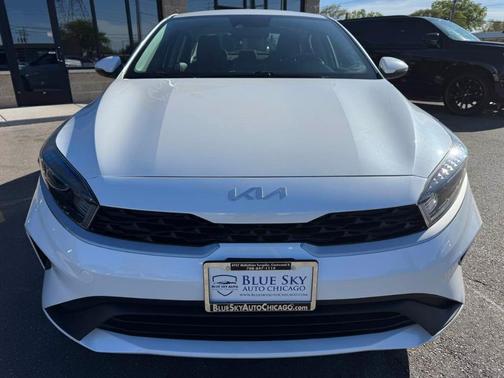 Snow White Pearl 2022 Kia Forte LXS
