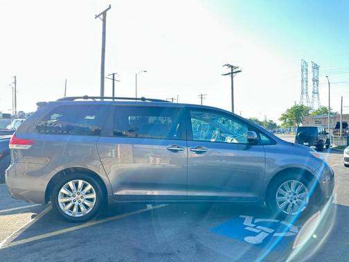 2014 Toyota Sienna Limited