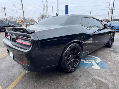 2015 Dodge Challenger SRT 392