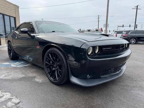 2015 Dodge Challenger SRT 392