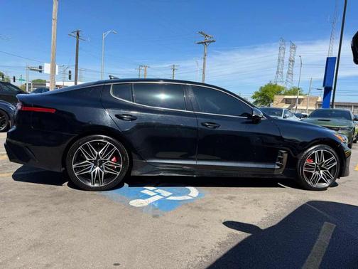 Aurora Black 2023 Kia Stinger GT2