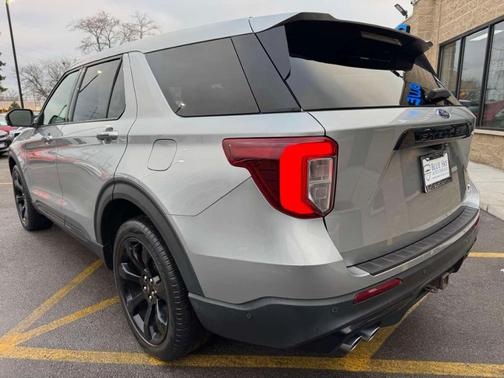 2021 Ford Explorer ST