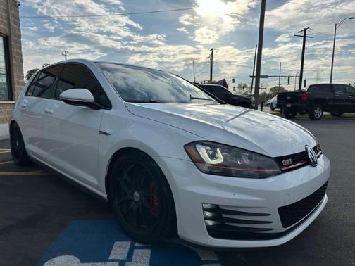 2017 Volkswagen Golf GTI S