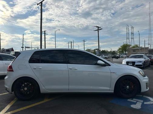 2017 Volkswagen Golf GTI S