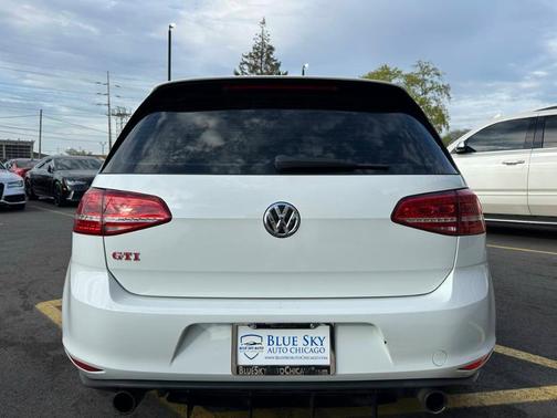 2017 Volkswagen Golf GTI S