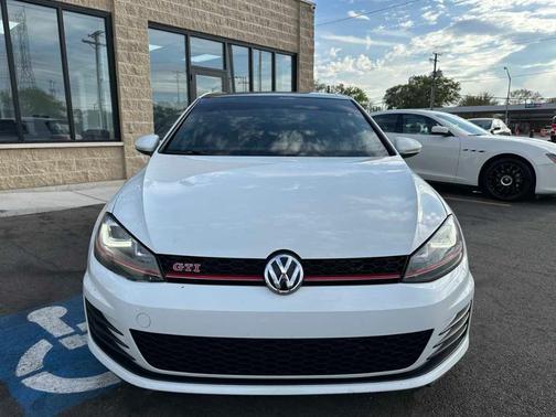 2017 Volkswagen Golf GTI S