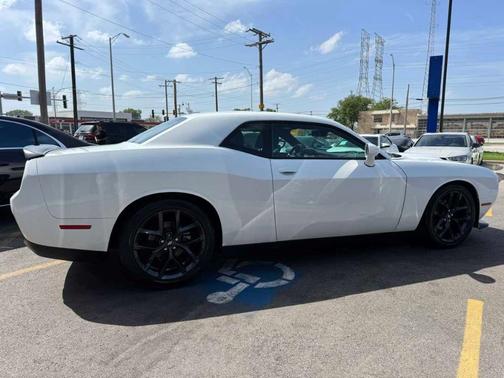 White Knuckle Clearcoat 2021 Dodge Challenger GT