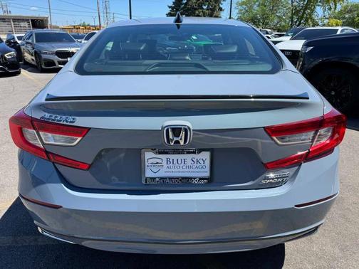 Sonic Gray Pearl 2022 Honda Accord Hybrid Sport