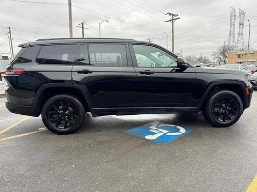 2024 Jeep Grand Cherokee L Laredo