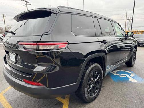 2024 Jeep Grand Cherokee L Laredo