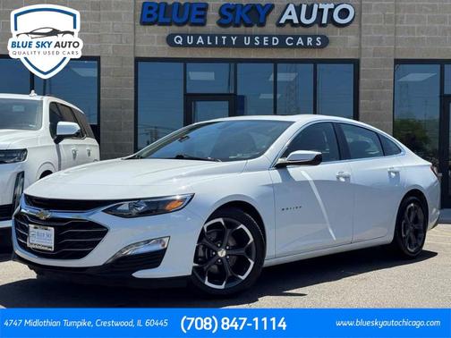 Summit White 2022 Chevrolet Malibu LT