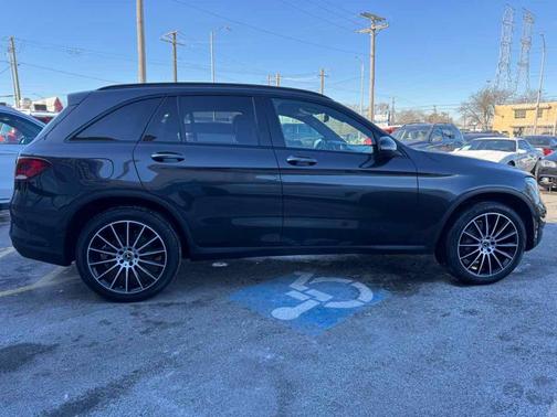 2021 Mercedes-Benz GLC 300 Base 4MATIC